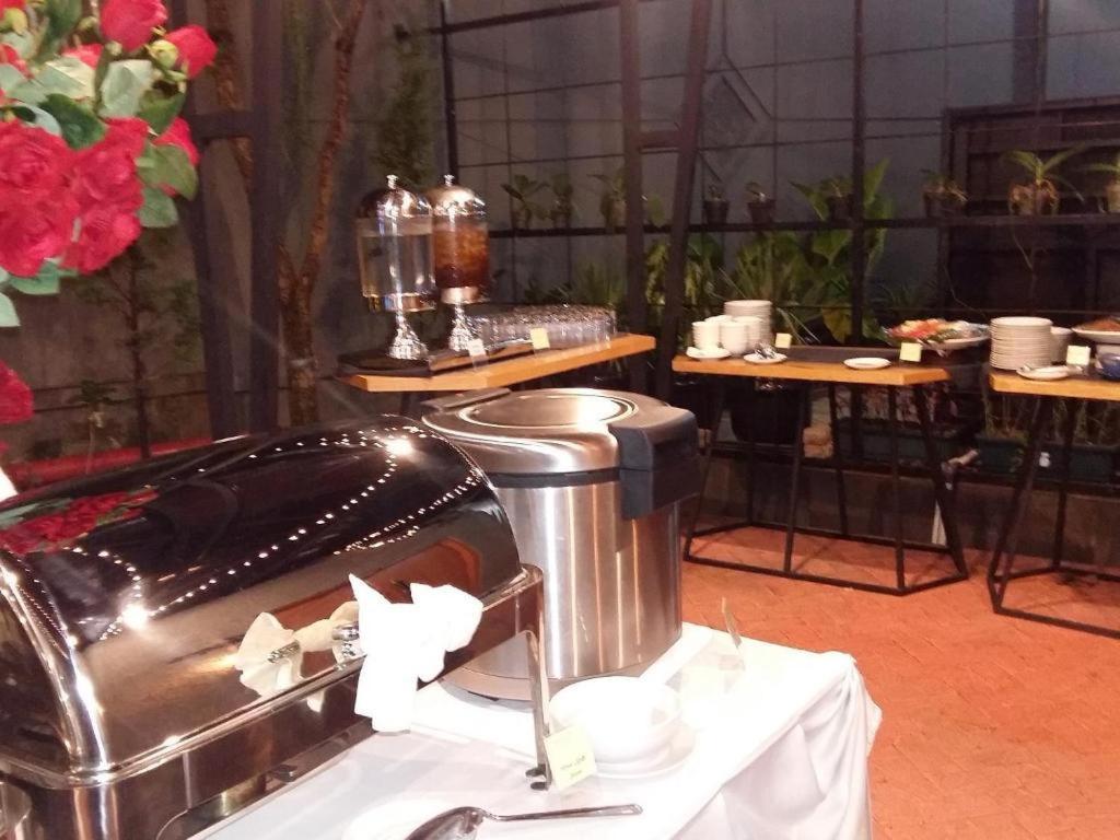 Couleur Hotel Cengkareng Jakarta Eksteriør bilde